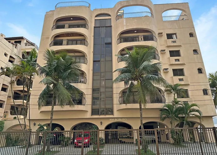 300M - Praia - Jeronimo - 3 Quartos - 1 Suite Guarujá